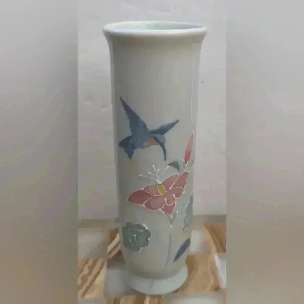 OTAGIRI Vintage Hand Painted Hummingbird Small Bud Vase Japan